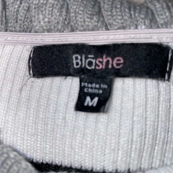 ❣️Comfortable crop top!❣️ - Picture 3 of 3